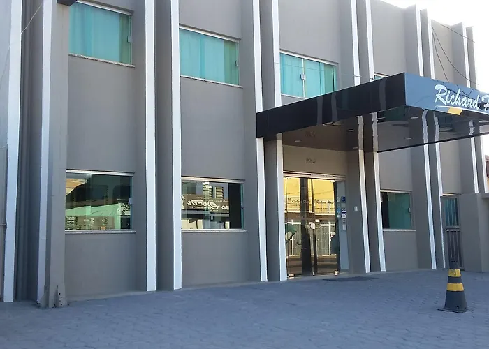 Richard Hotel