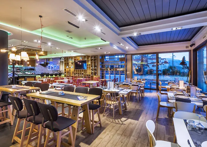 Porto Marine Hotel