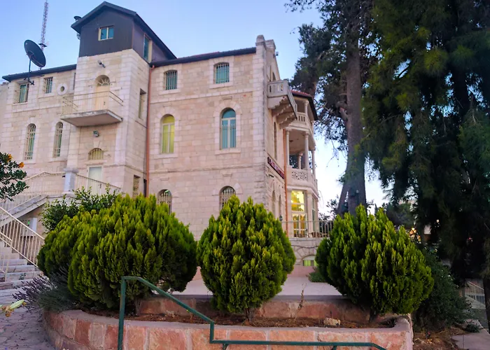 Alhambra Palace Hotel Suites - Ramallah