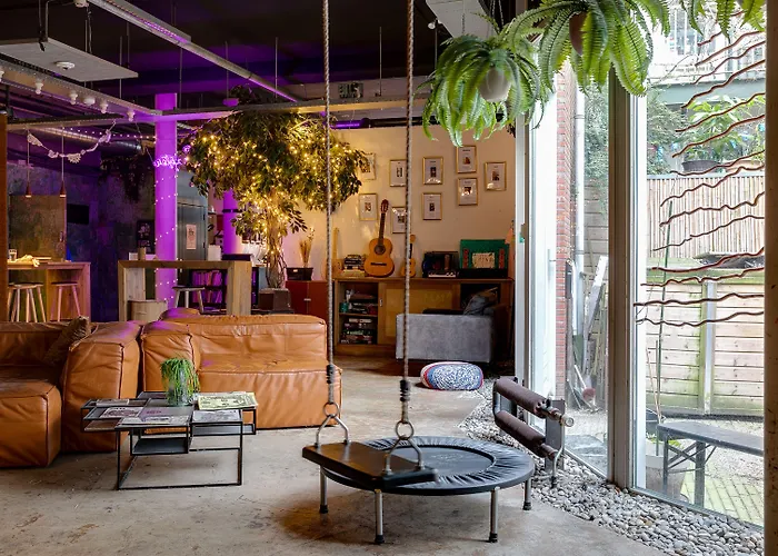 Clinkmama Hostel Amsterdam