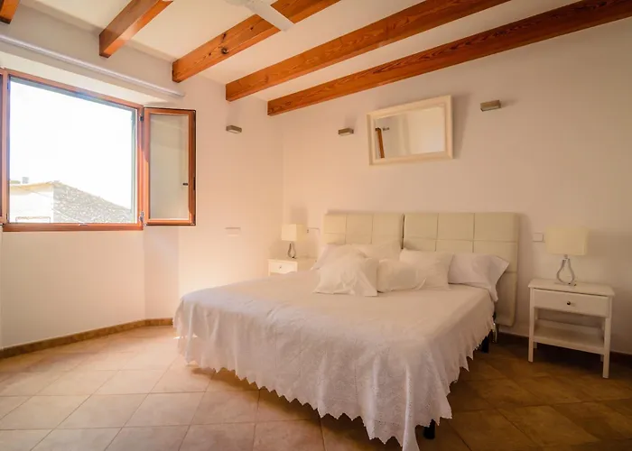 Embat - Hostel