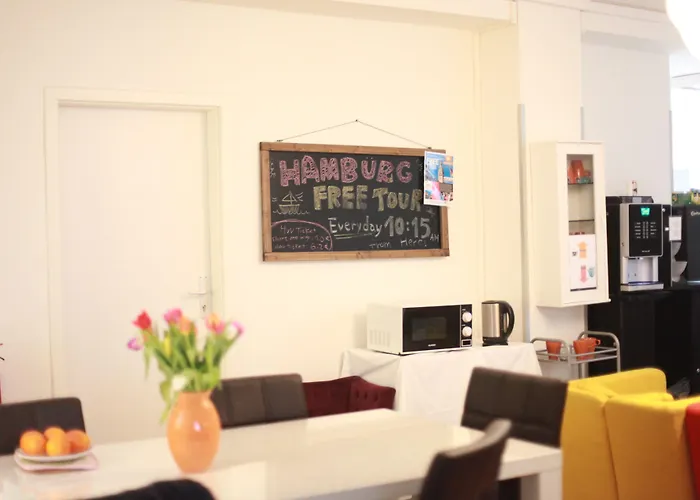 Mac City Hostel