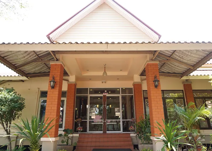 Tonwa Resort Hotel