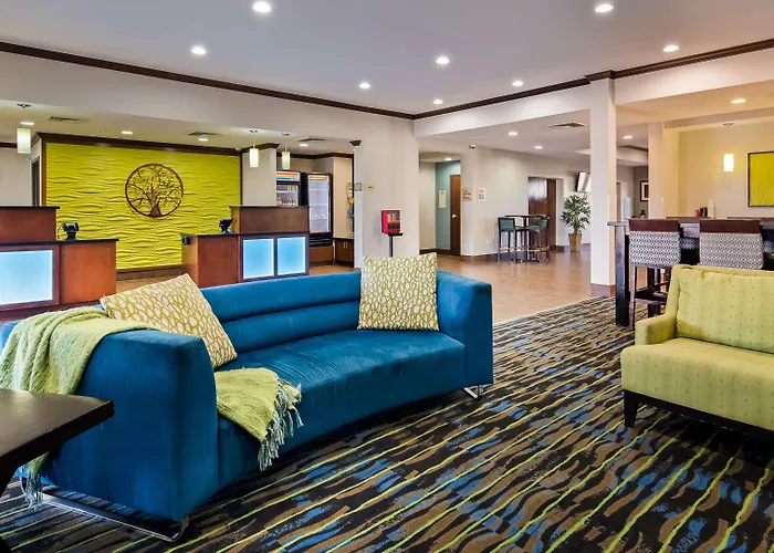 Best Western Plus Denver City Hotel & Suites