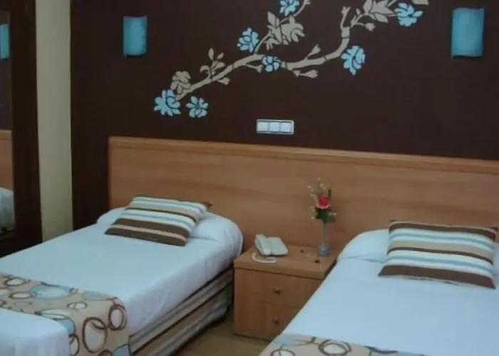 Hotel Almirante