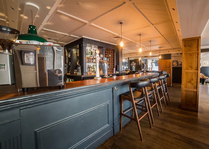 The White Star Tavern