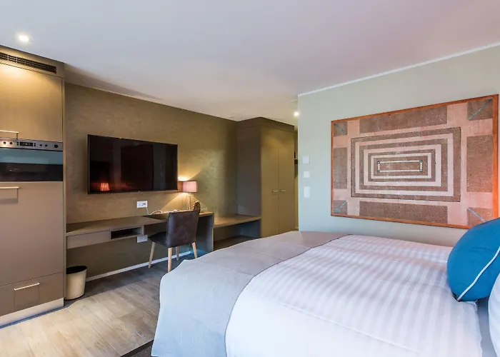 Myway Hotel & Apartments