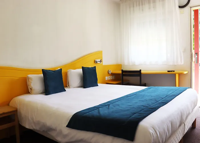 Hotel Lemand Lyon Est - Villefontaine