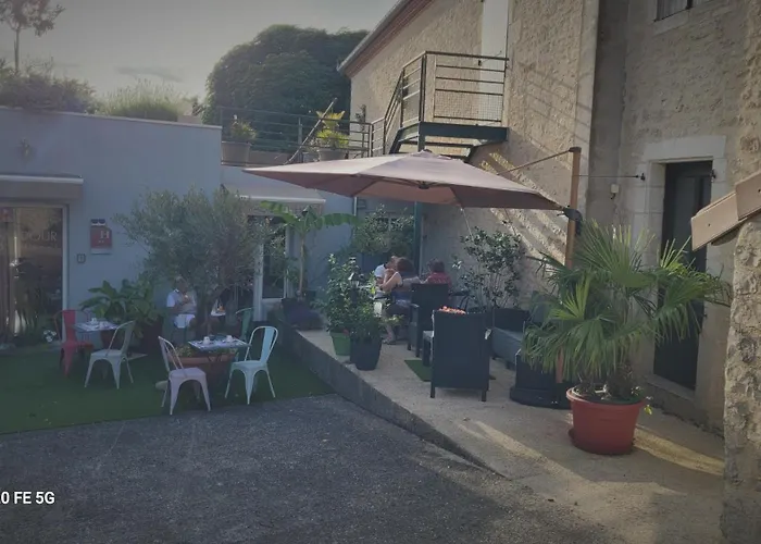 Amadour Hotel