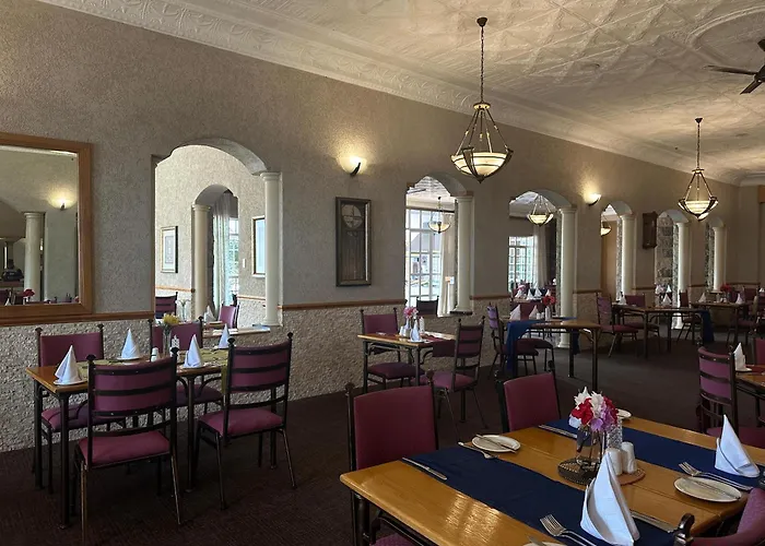 Cathedral Peak Hotel