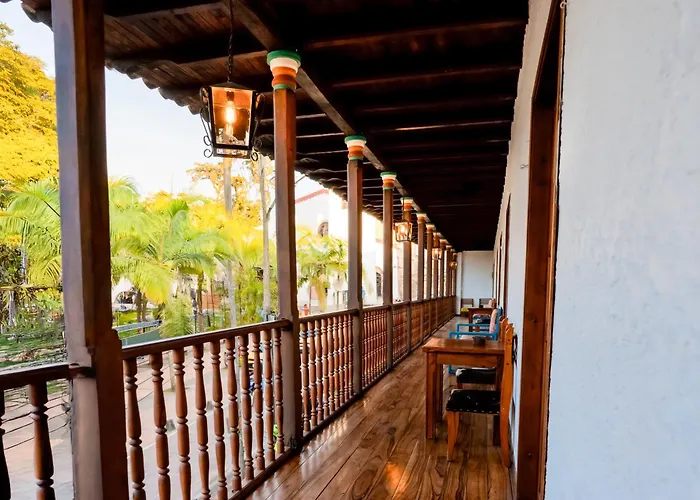 Hotel Colonial Andino - Parque Principal De Pitalito