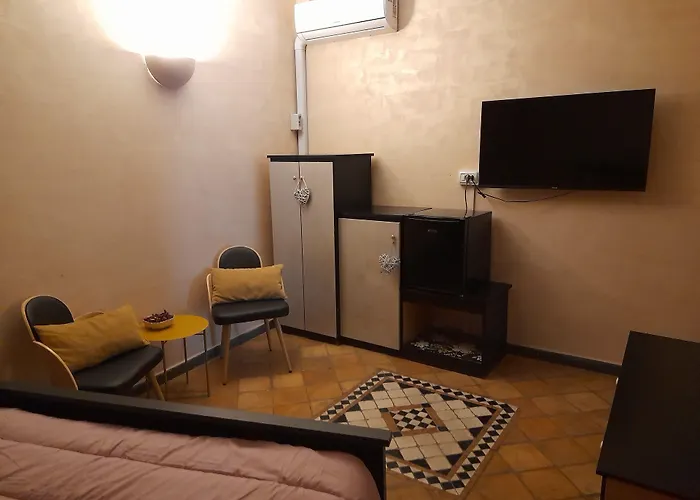 Marieta Rooms