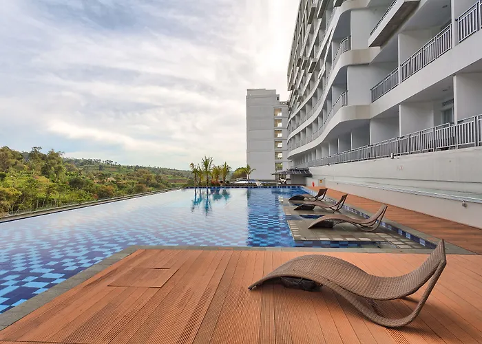 Le Eminence Puncak Hotel Convention & Resort