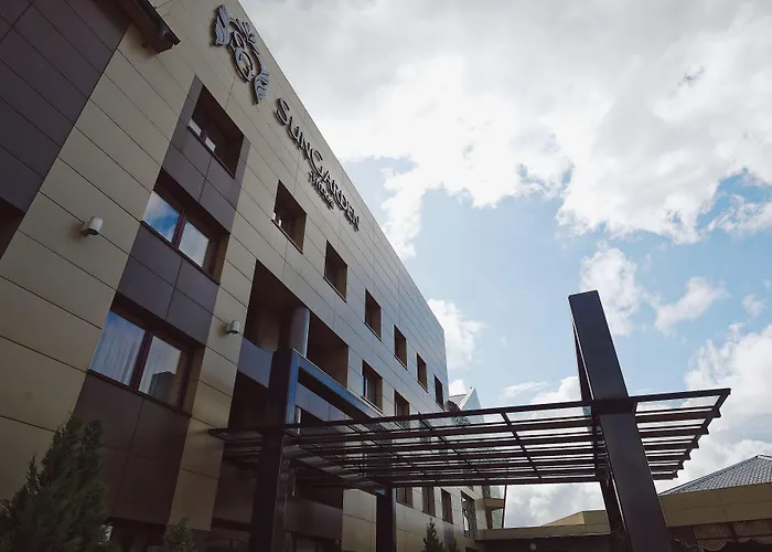 Black Tulip Hotel