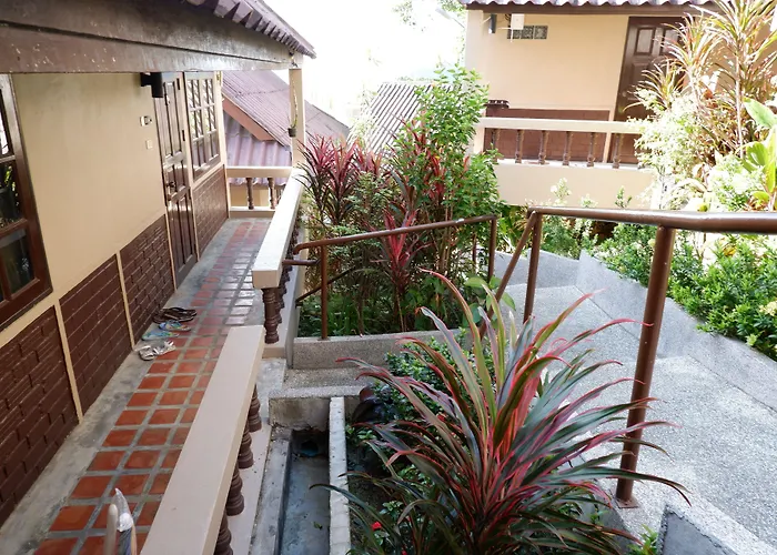 Kata Beachwalk Hotel&Bungalows
