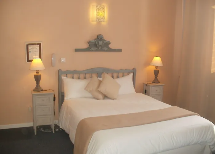 Hotel Du Tricastin