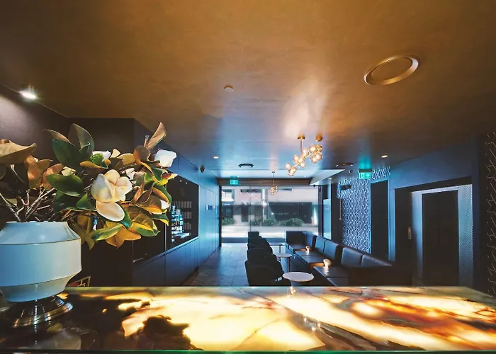28 Hotel