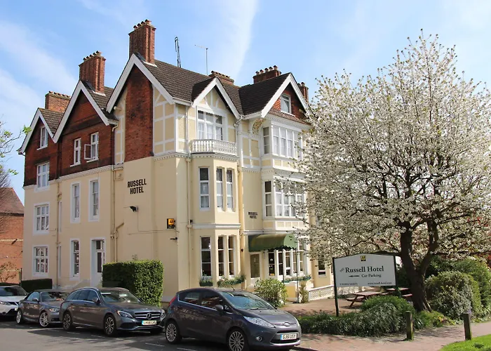 Russell Hotel