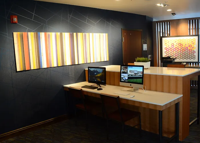 Holiday Inn Express & Suites - Pittsburgh - Monroeville By Ihg