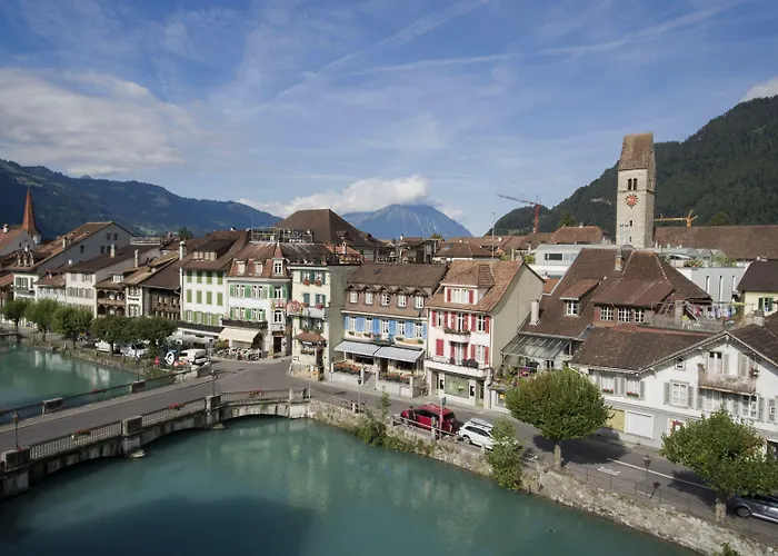 The Aarburg Hotel & Cafe