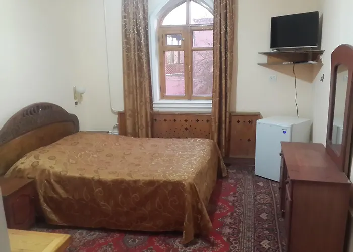 Islambek Hotel & Travel