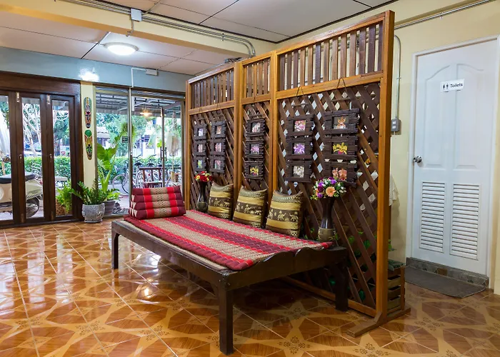 Banchan Hostel