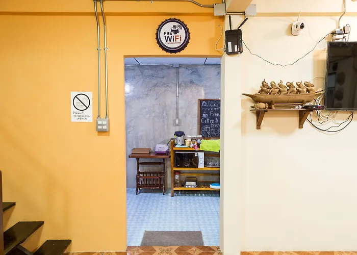 Banchan Hostel