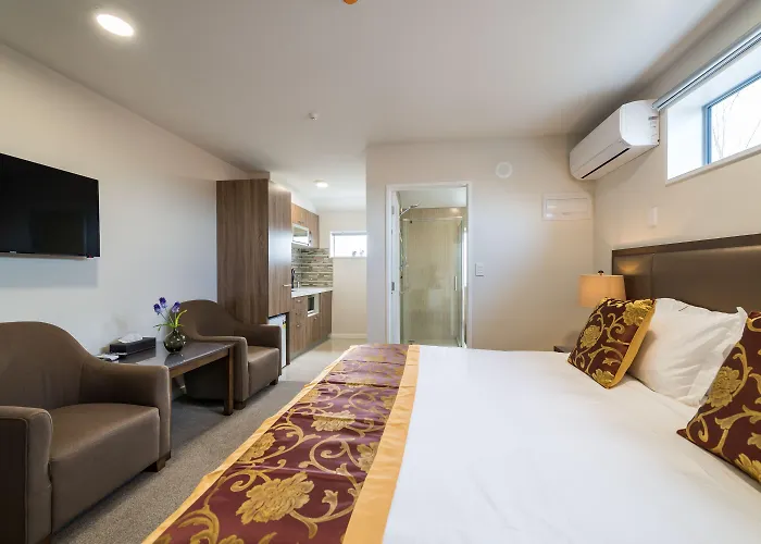 Golden Star Motel