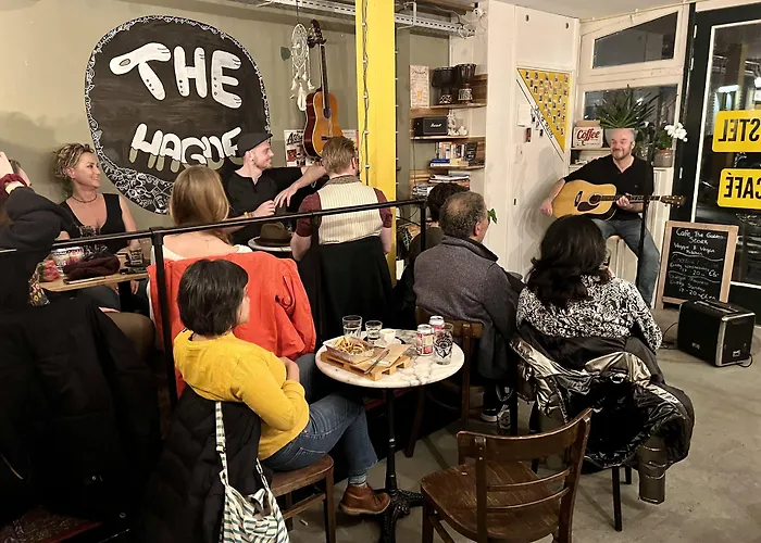 Hostel The Golden Stork