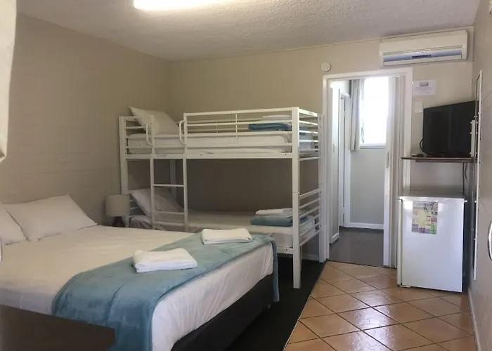Paradise Motel