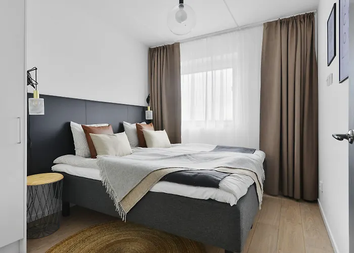 Forenom Hotels & Apartments Flemingsberg - 10Min From Aelvsjoe