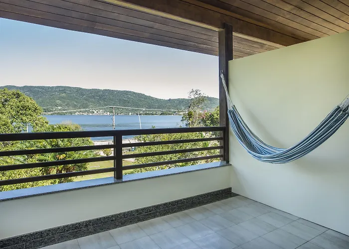 Haute Haus - Guest House