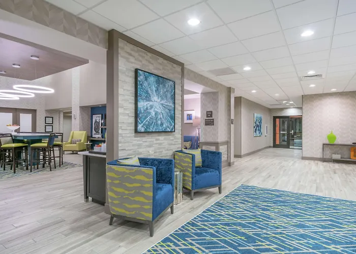 Hampton Inn & Suites Glenarden/Washington Dc