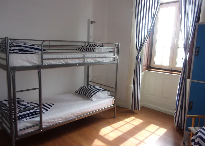 Hostel 402