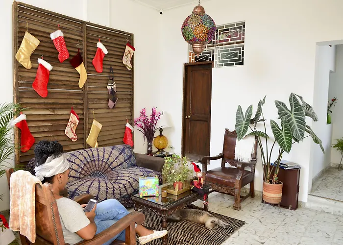 Magic Garden House Hotel Cali