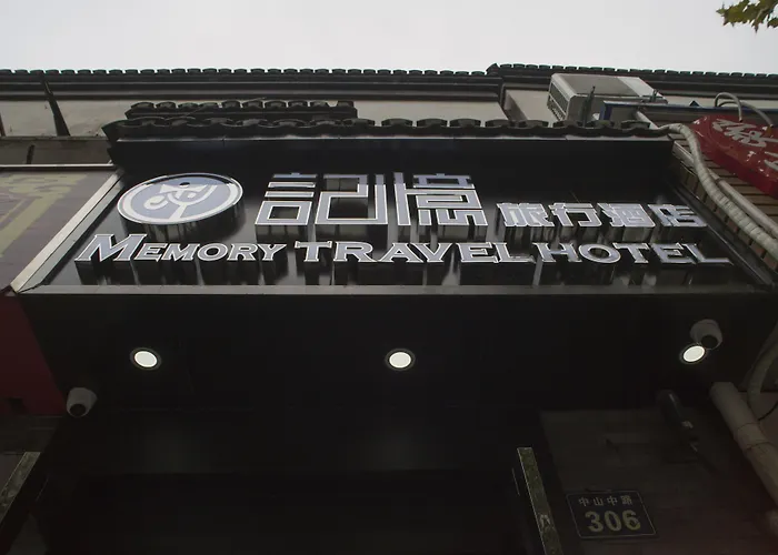 Hangzhou Memory Travel International Hotel-Edge Westlake