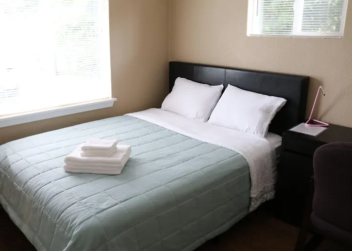 Quiet, Clean And Comfortable Room