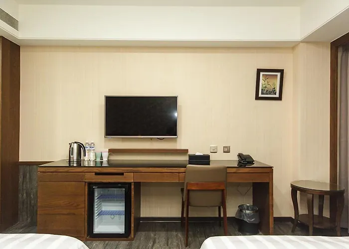 Ehome Hotel