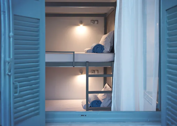 Bedbox Hostel