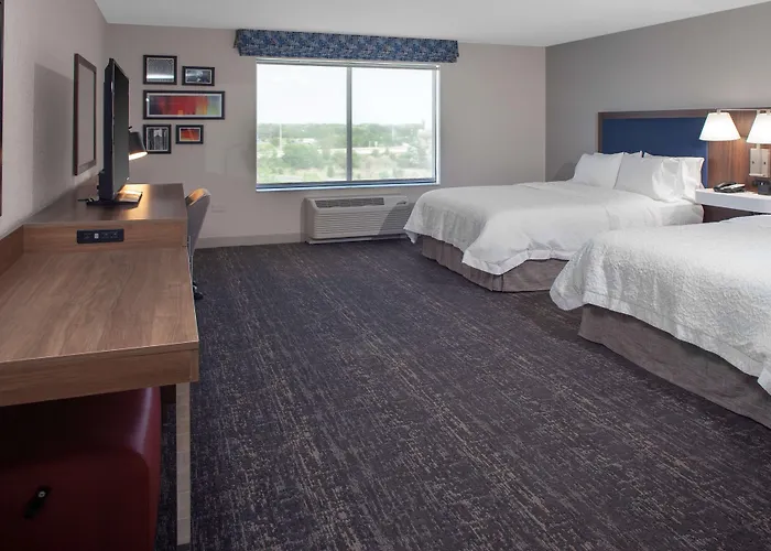 Hampton Inn & Suites Chicago-Burr Ridge