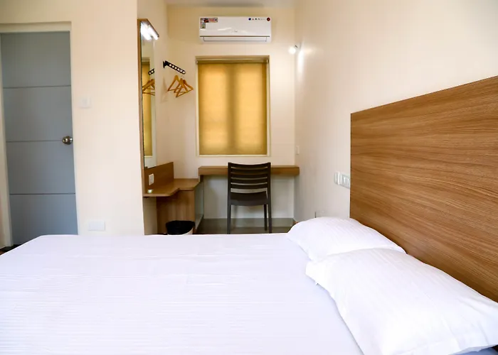 Oceanside Mahabalipuram - With Beach Access