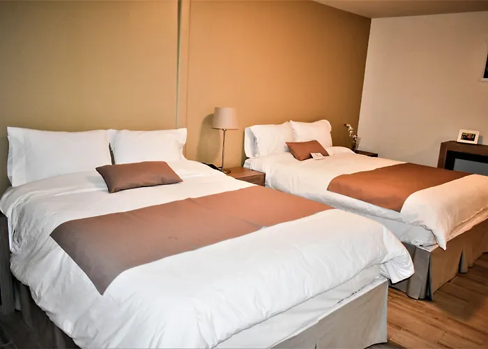 California Comfort & Suites
