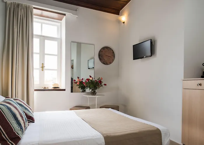Harismari Cozy Hotel