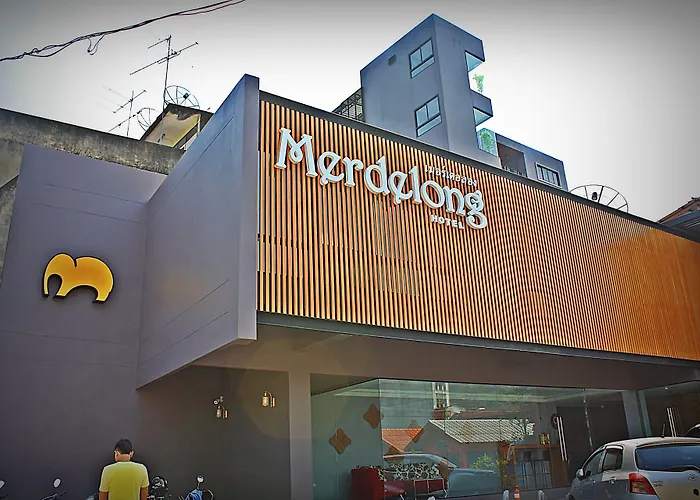 Merdelong Hotel