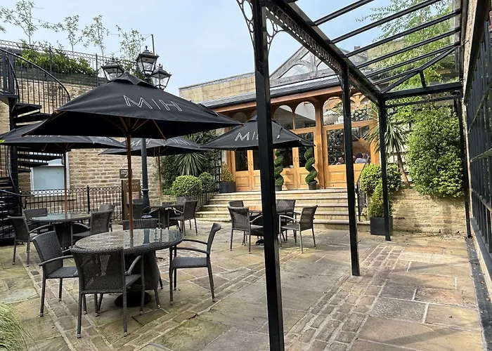 Manor House Lindley