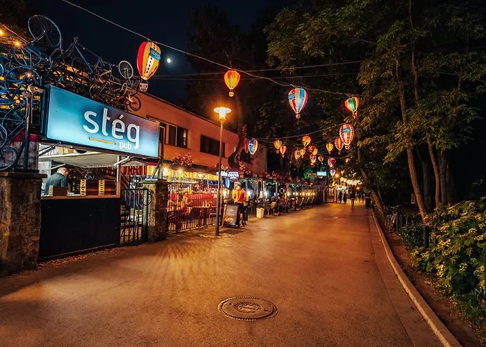 Island Hostel Budapest (Adults Only)