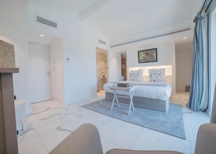 Hotel Le Mandala
