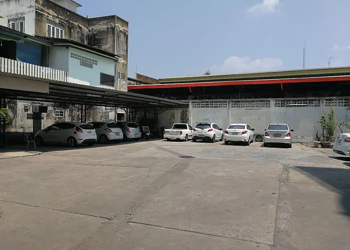 Srivichai Hotel