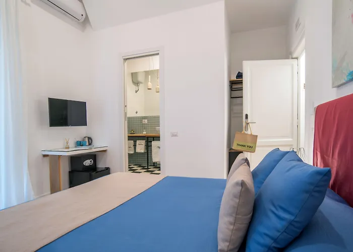 Napoliamo Guest House