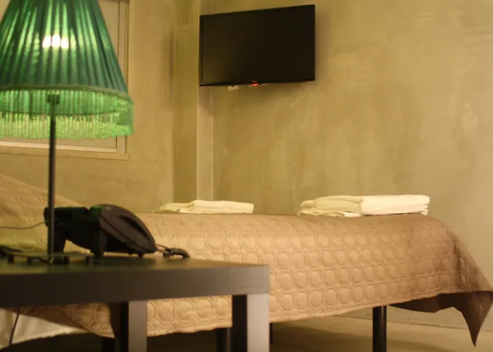 N1 Hostel Apartments And Suites